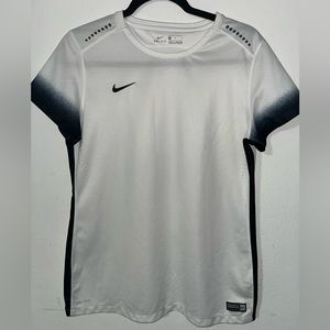 NIKE DRYFIT